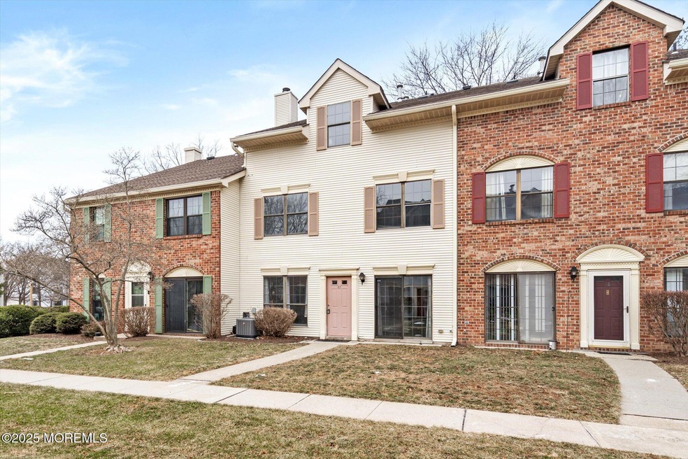 01-67_Drewes_Court-1