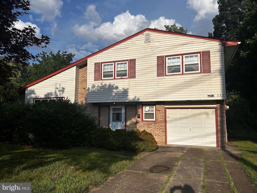 532 Englewood Dr, Magnolia, NJ 08049 - photo 1