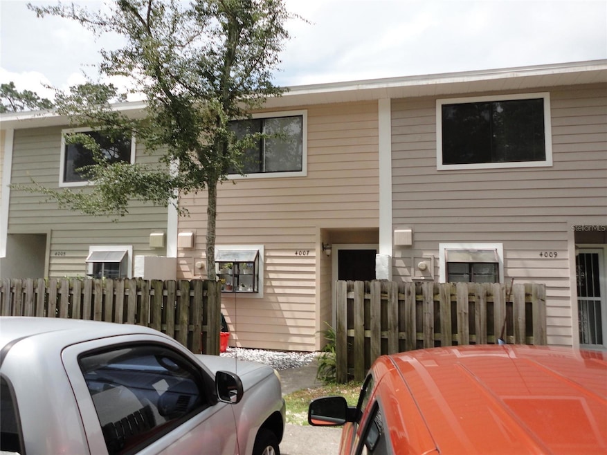 4007 SW 20th Ln unit 33B, Gainesville, FL 32607 - photo 1