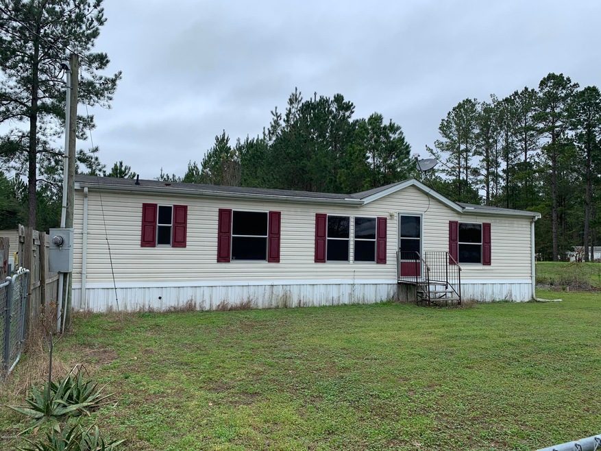 46687 Middle Rd, Callahan, FL 32011 - photo 1