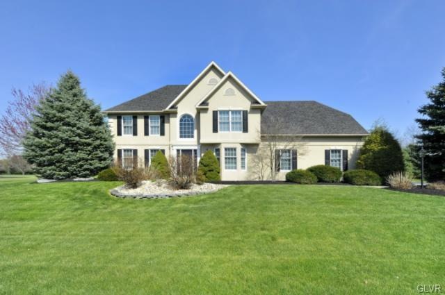 444 Hemlock Ln, Nazareth, PA 18064 - photo 1