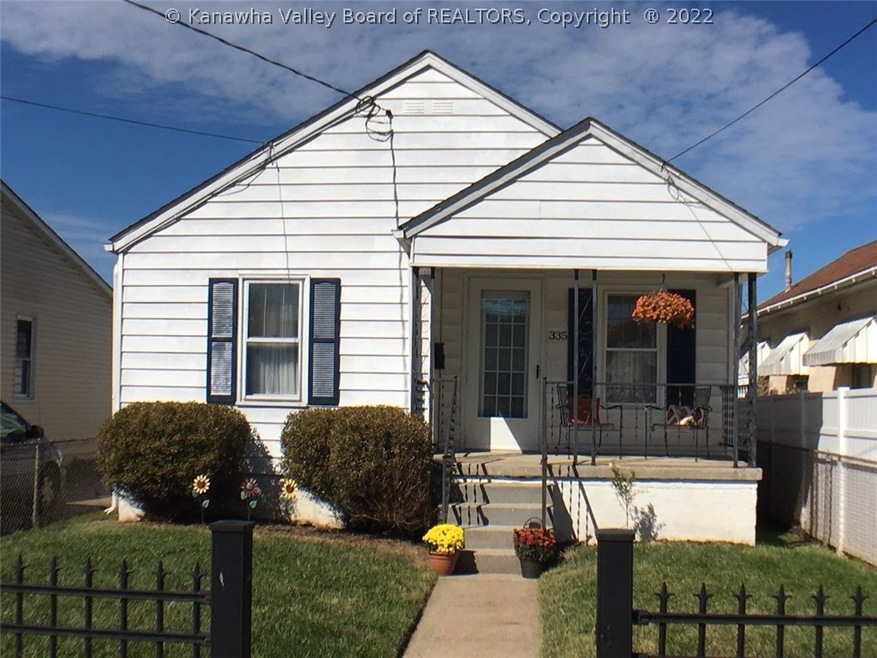 335 19th St, Dunbar, WV 25064 - photo 1