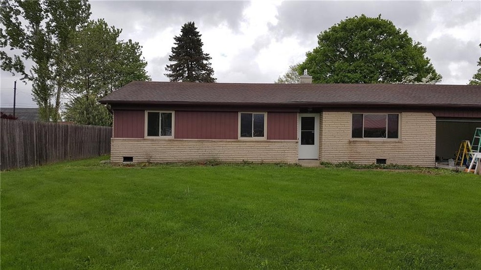 105 E Maple St, Roachdale, IN 46172 - photo 1