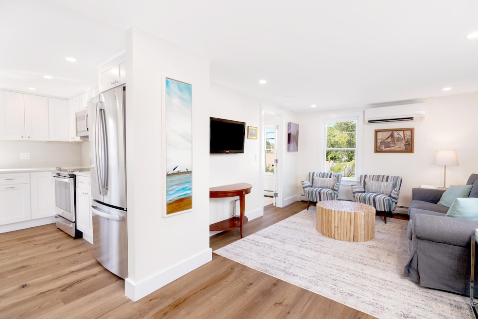 Sold $905,000 • Co-Listing Agent