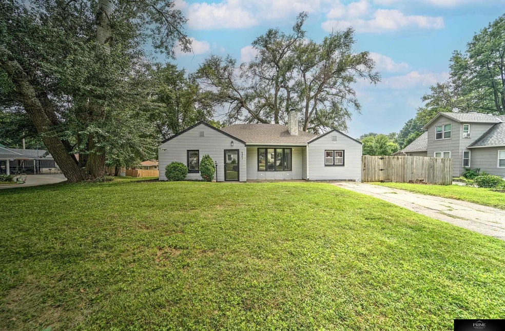 6301 Franklin St, Omaha, NE 68104 - photo 1