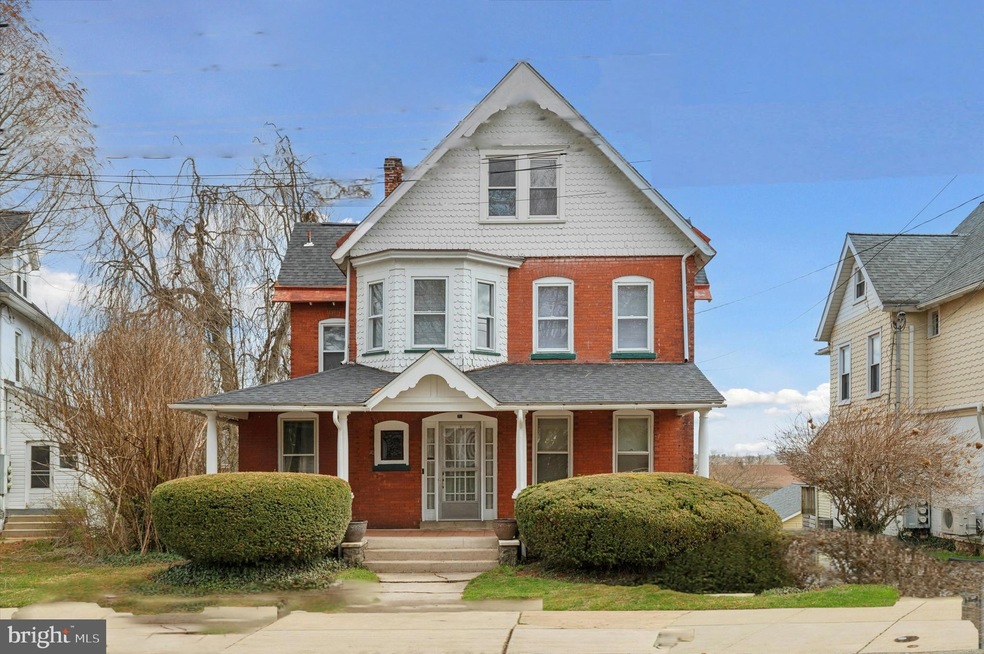 31 Downing Ave unit 2ND FL, Downingtown, PA 19335 - photo 1