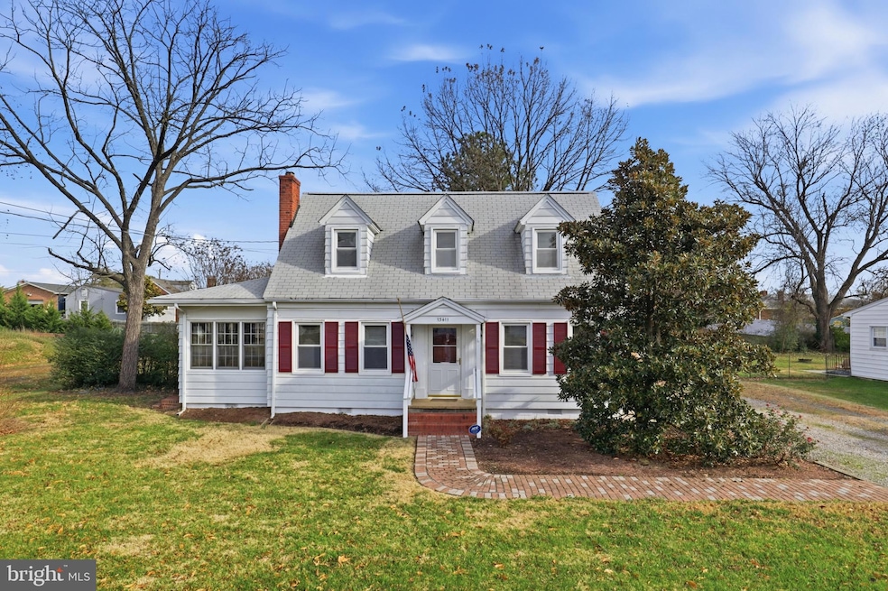 13411 Woodbridge St, Woodbridge, VA 22191 - photo 1