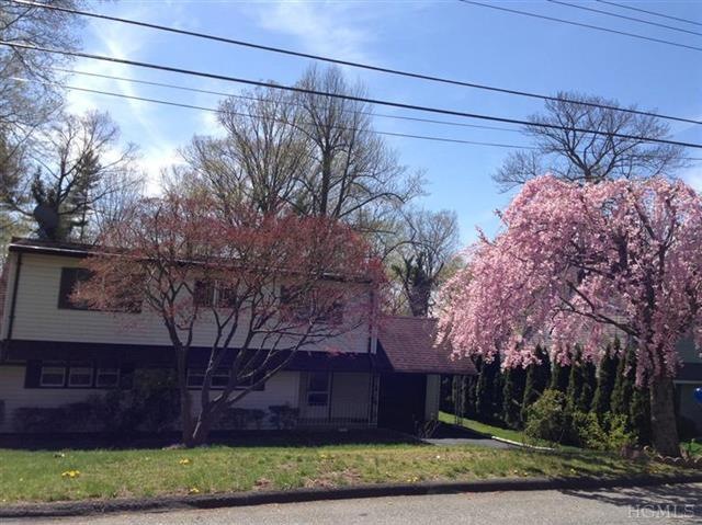 7 Maple Ct, Rye Brook, NY 10573 - photo 1