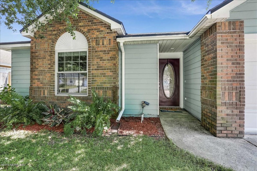 5159 Acre Estates Dr, Jacksonville, FL 32210 - photo 1