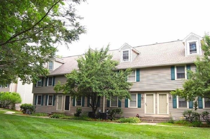 37 Glastonbury Dr unit U105, Nashua, NH 03063 - photo 1