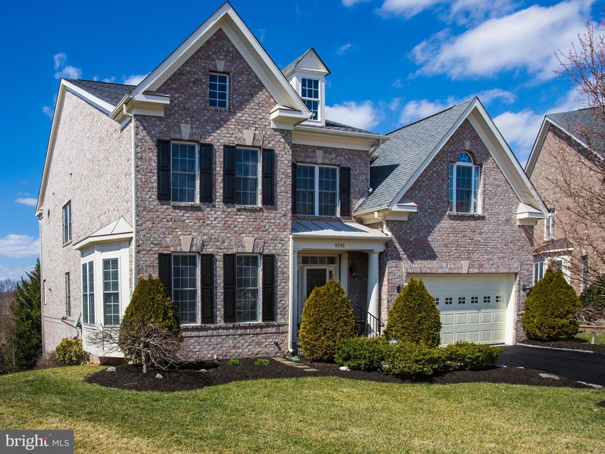 9202 Treasure Oak Ct, Lorton, VA 22079 - photo 1