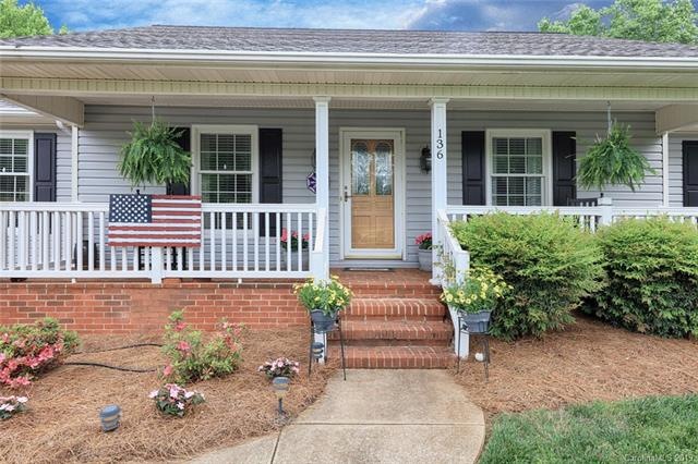 136 Eastwood Dr, Statesville, NC 28625 - photo 1