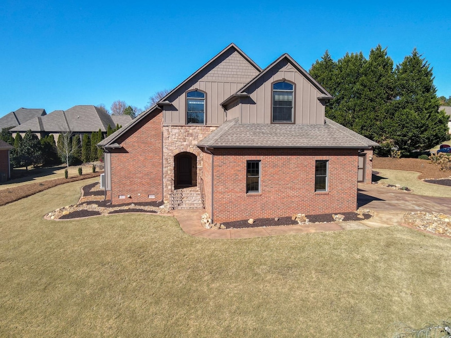 205 Tuscan Ridge Tr, Inman, SC 29349 - photo 1