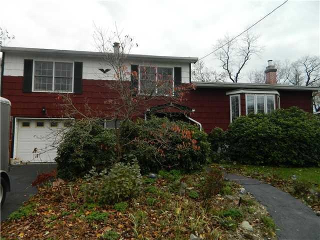 324 Lake Vue Dr, Montgomery, NY 12549 - photo 1