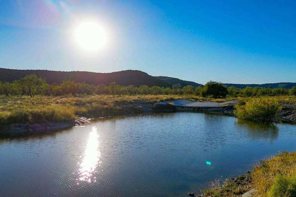 32901 Texas 55, Uvalde, TX 78801 - photo 1