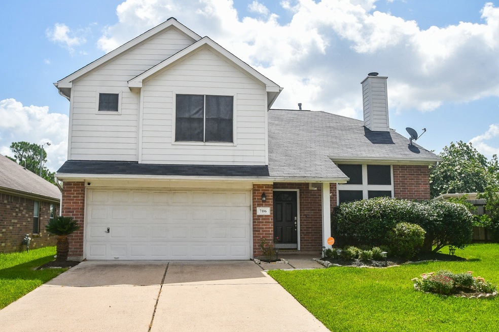 7106 Meadow Hawk Ct, Houston, TX 77041 - photo 1