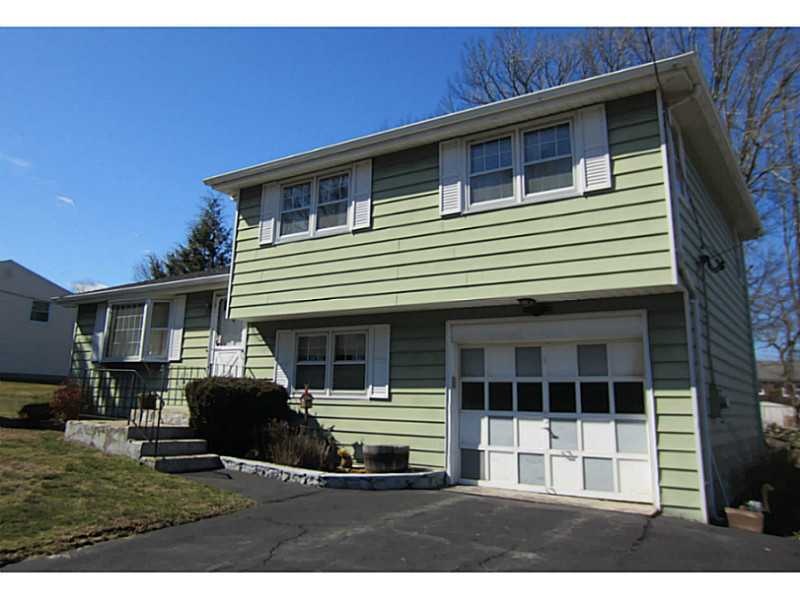 6 Almeida Dr, Warren, RI 02885 - photo 1