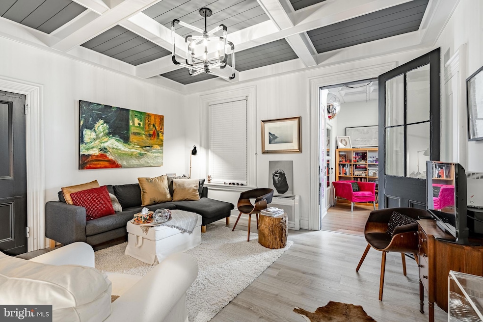 305 S Walnut St unit 3, West Chester, PA 19382 - photo 1