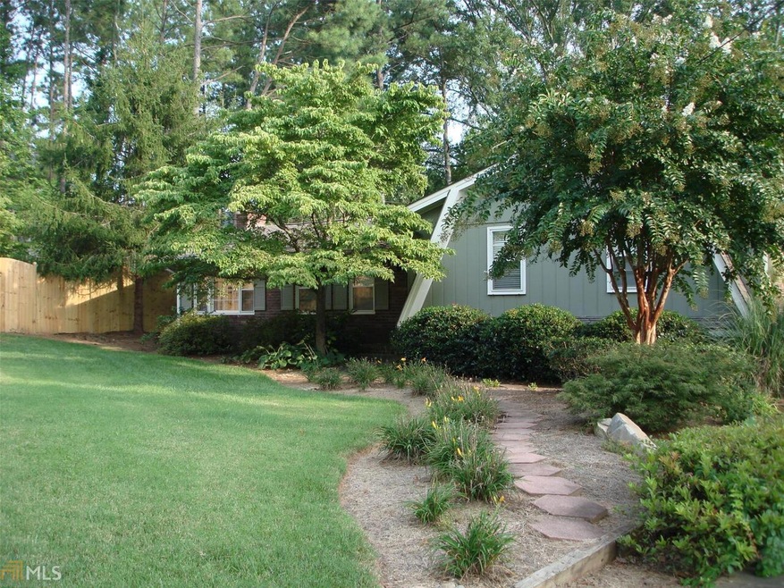 2544 Mountain View School Rd NE, Marietta, GA 30066 - photo 1
