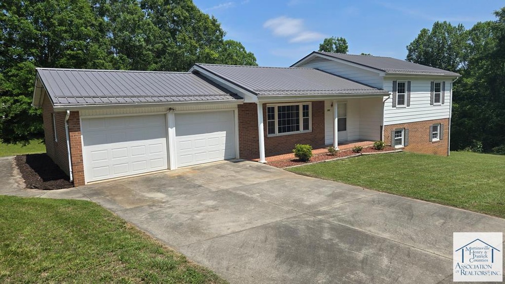Under Contract $299,000