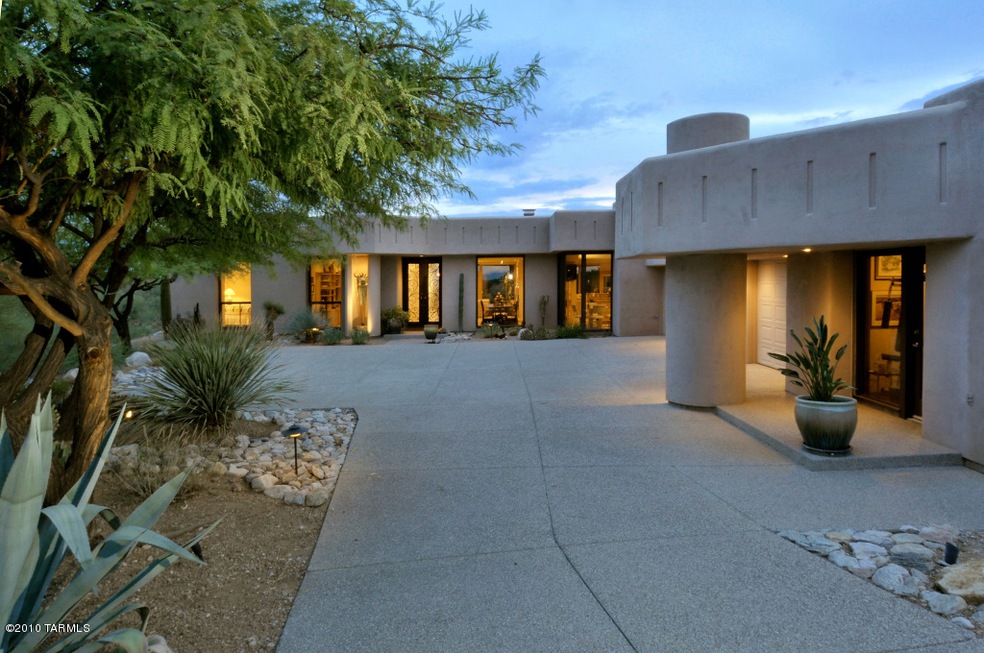 FRONT OF HOUSE