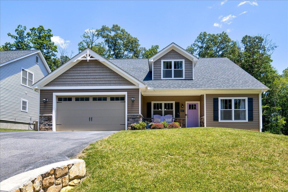 4277 Daugherty Rd, Salem, VA 24153 MLS 890016