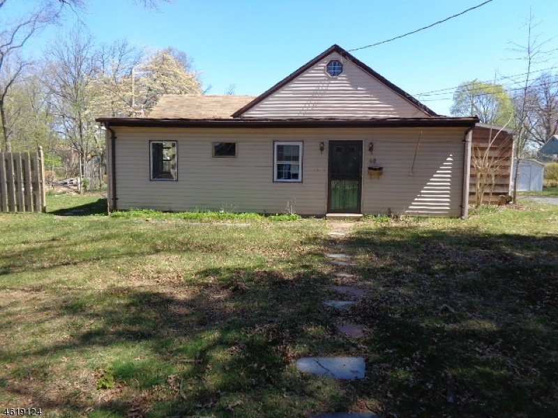 42 42 Birch Ave, Plainfield City, NJ 07062 - photo 1