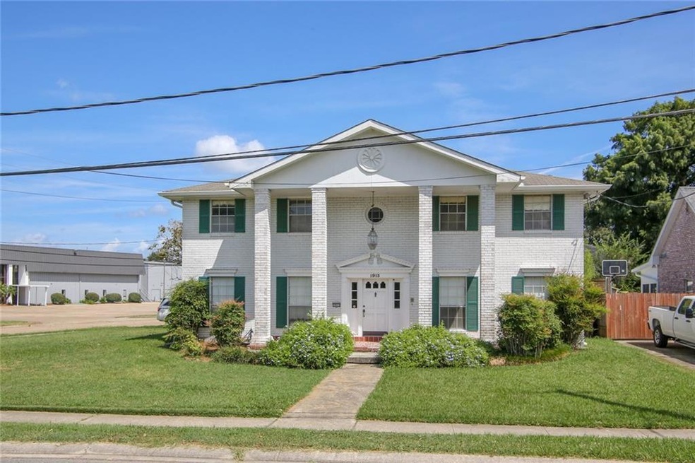 1913 Transcontinental Dr, Metairie, LA 70001 - photo 1