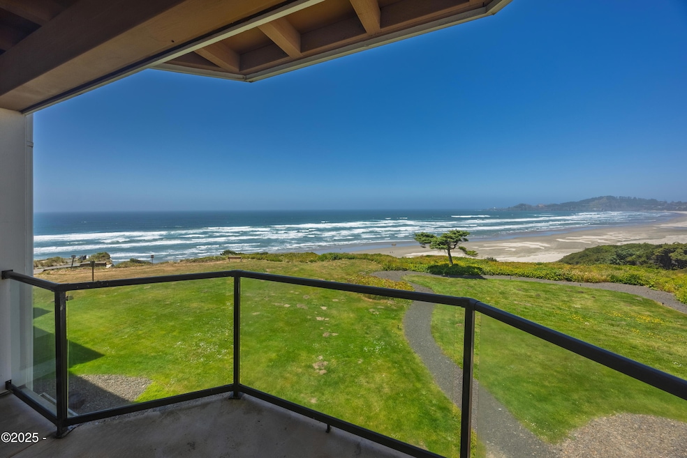 1125 NW Spring St unit A-6 (203), Newport, OR 97365 - photo 1