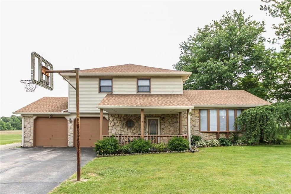 Fantastic tri-level with newer mechanicals, roof in 2017, large yard, no neighbors behind, quiet neighborhood in a great location, close to everything!