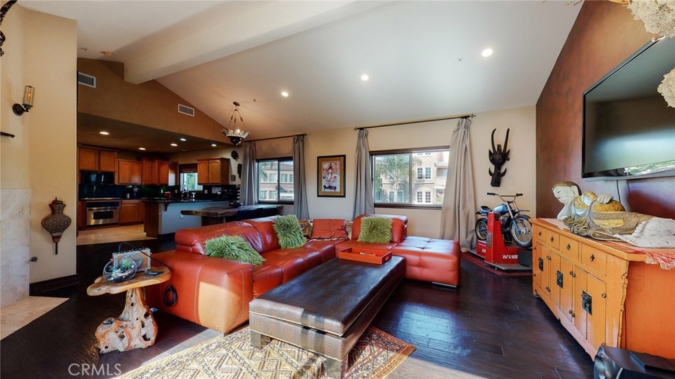 2723 Carnegie Ln unit C, Redondo Beach, CA 90278 - photo 1