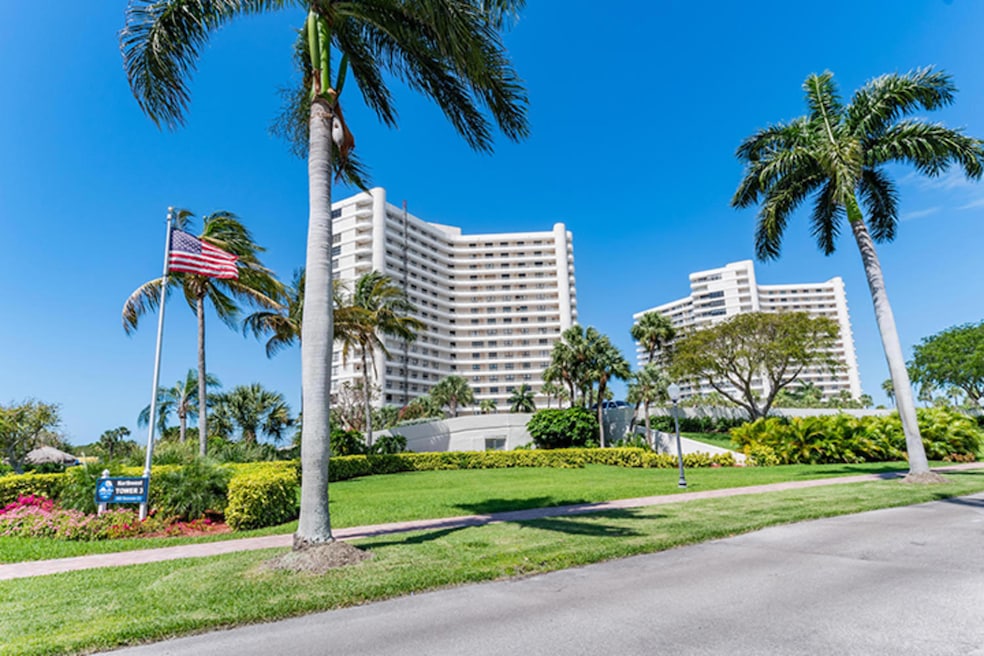 440 Seaview Ct Unit 105 Marco-large-002-