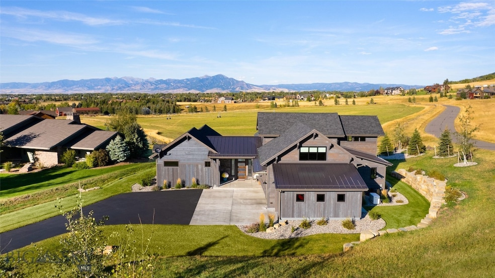Perfectly sited on one of the best view lots in Gr