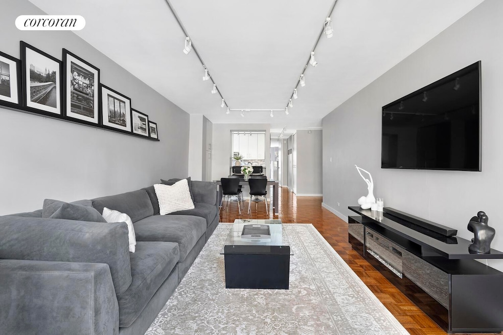 For Sale $725,000 • Co-Listing Agent