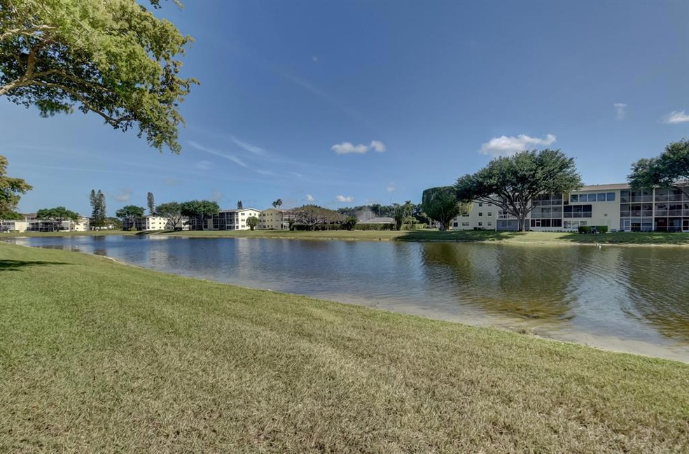 338 Dorset I, Boca Raton, FL 33434 - photo 1