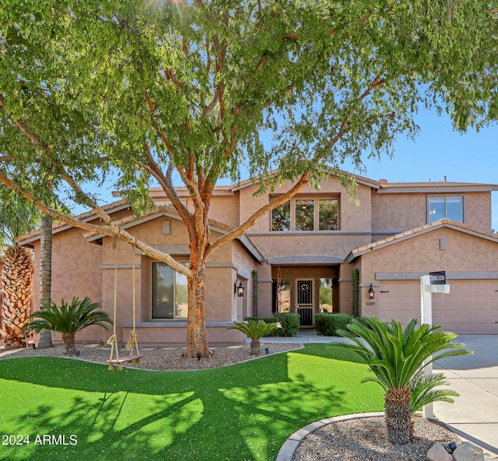 E Hearne Way-001