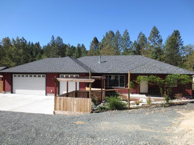 1730 Lonnon Rd, Grants Pass, OR 97527 - photo 1