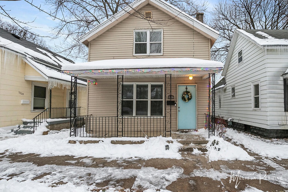 Front view fromo White Ave