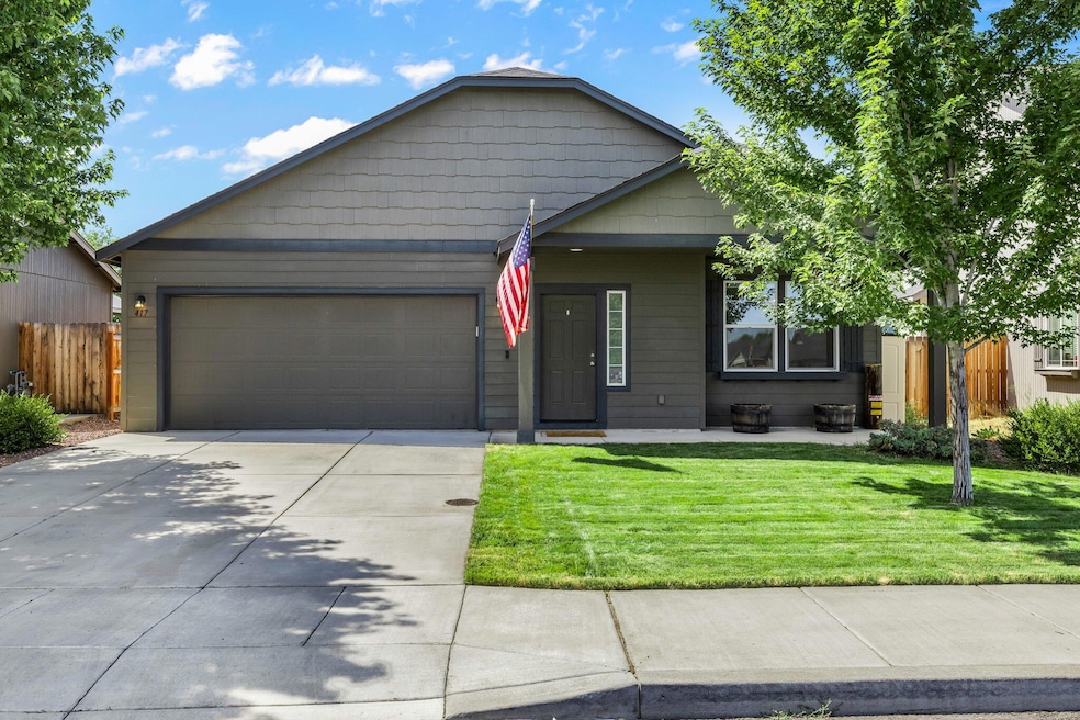 Sold $468,000 • Co-Listing Agent