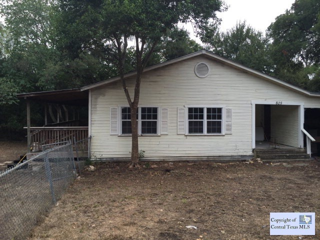 825 Midway St, San Marcos, TX 78666 - photo 1
