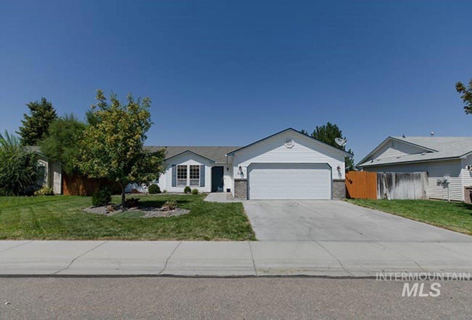 518 S Valley Dr, Nampa, ID 83686 - photo 1