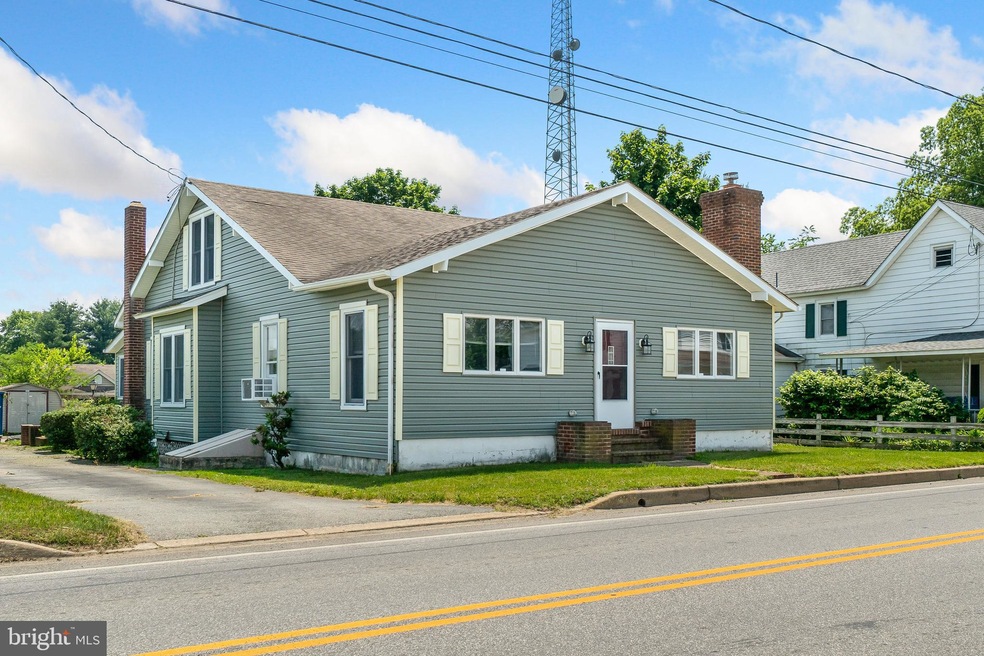 122 S Bohemia Ave, Cecilton, MD 21913 - photo 1