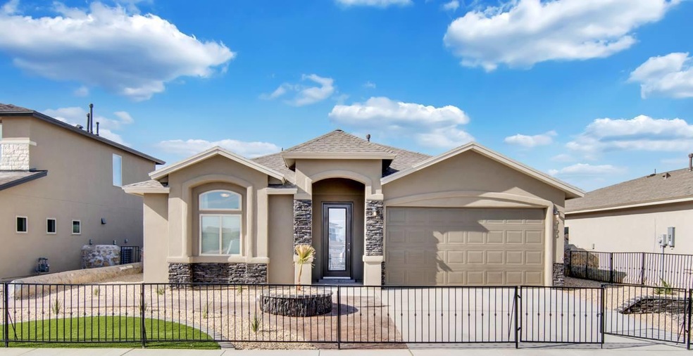 921 Muffleson St, El Paso, TX 79928 - photo 1