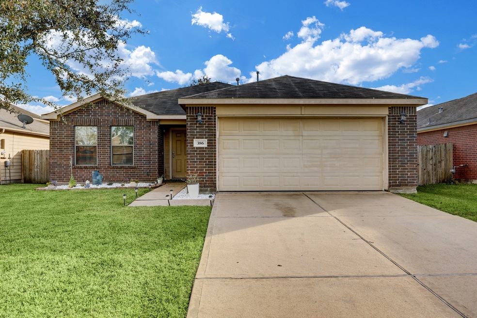 386 De Coster Blvd, Alvin, TX 77511 - photo 1