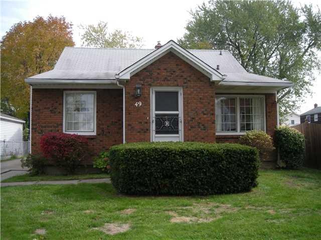 Exterior Front this home is waiting for your famil