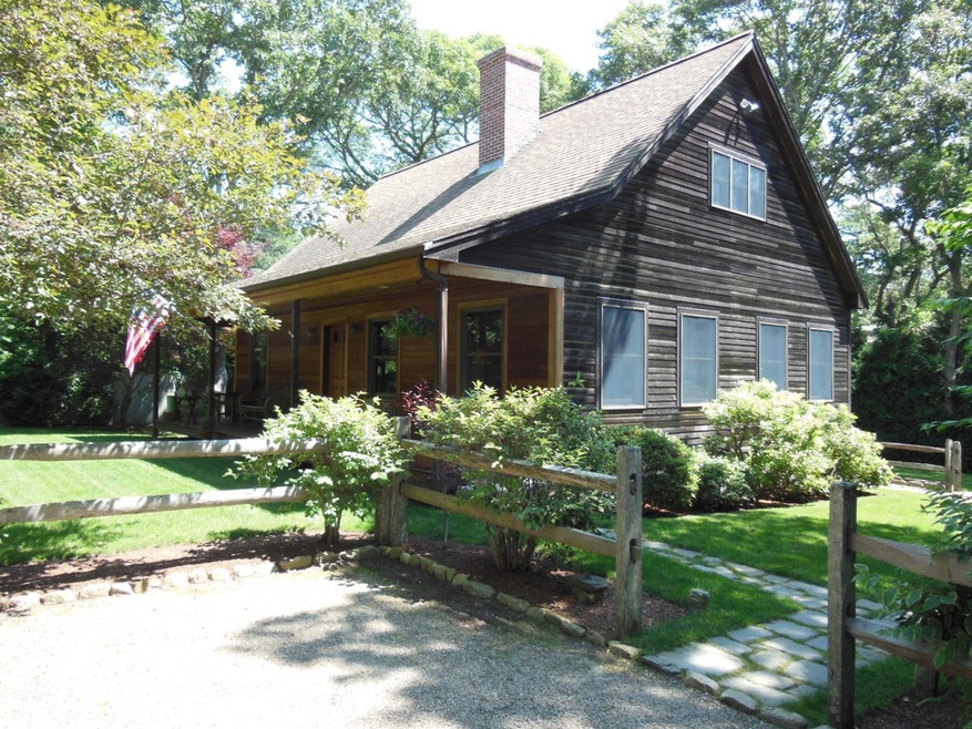 50 Howard St, Vineyard Haven, MA 02568 - photo 1