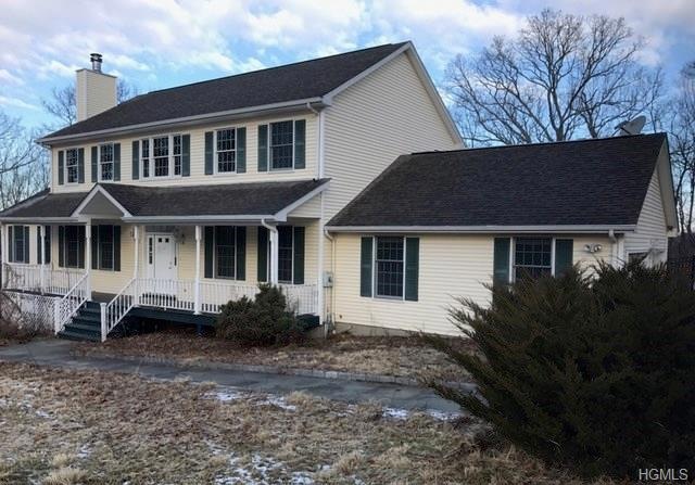 39 Farm Lake Ct, Carmel, NY 10512 - photo 1