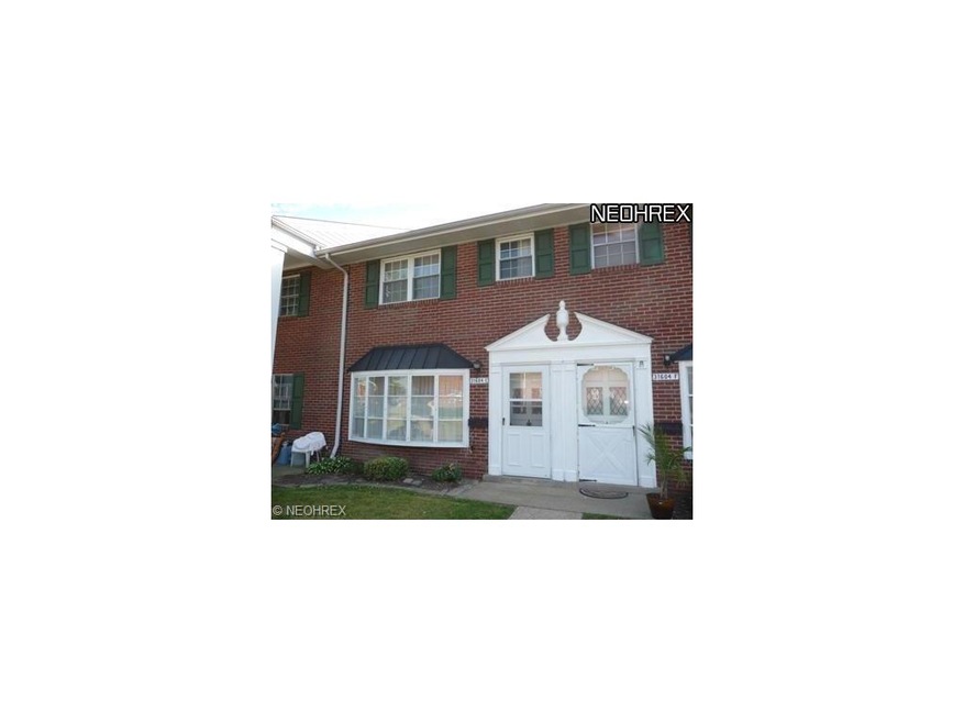 Very nice Bayridge Condo with large bay window. Lo