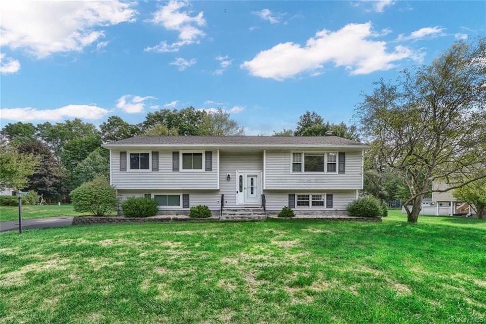 119 Barnes Rd, Washingtonville, NY 10992 - photo 1