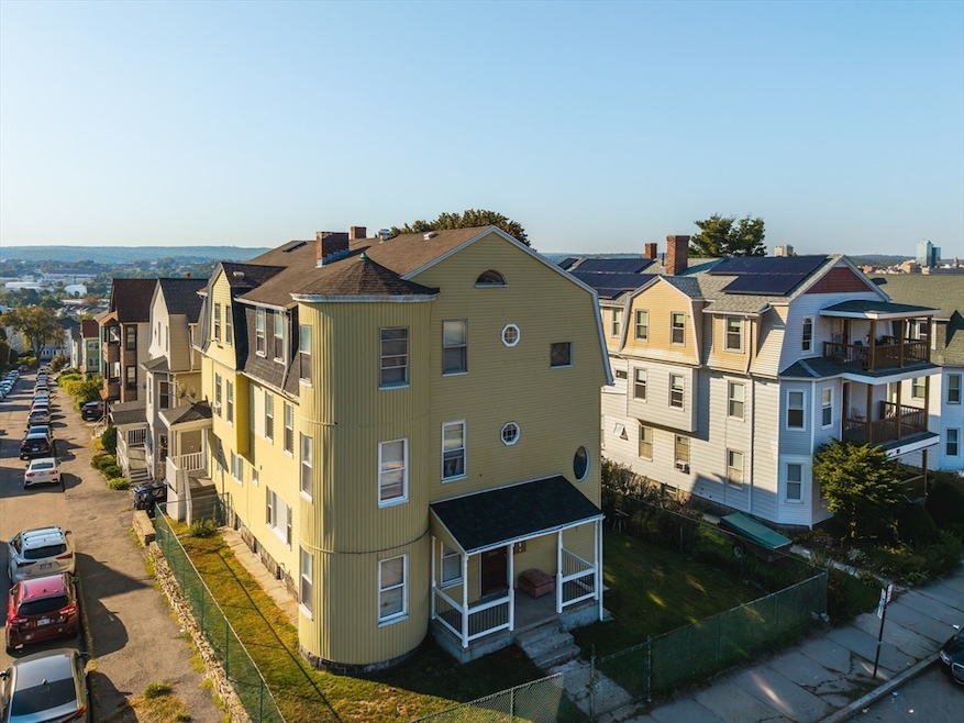 Pending $829,999 • Co-Listing Agent